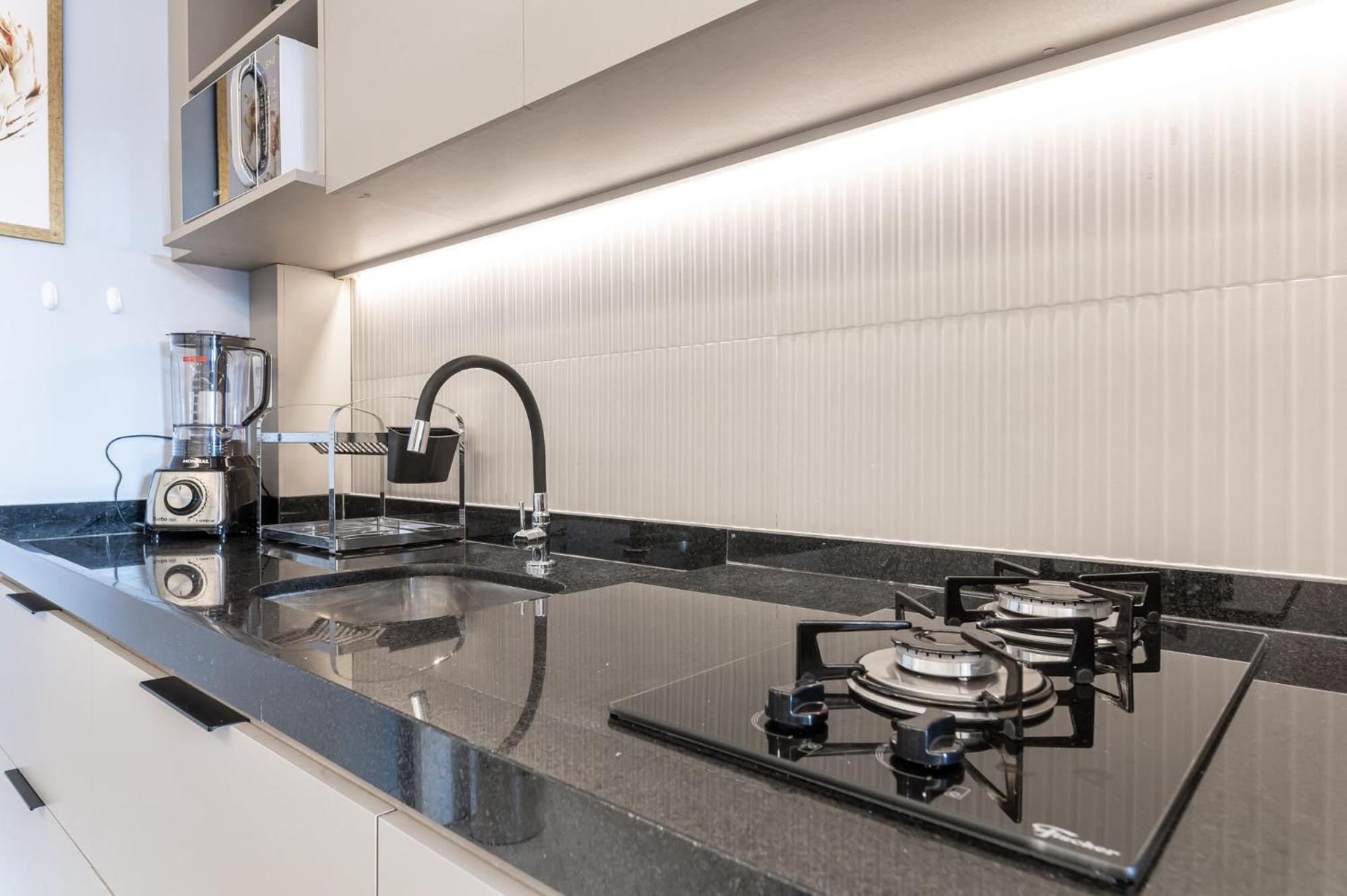 Flat Com Piscina Privativa No Centro De Porto 公寓 *